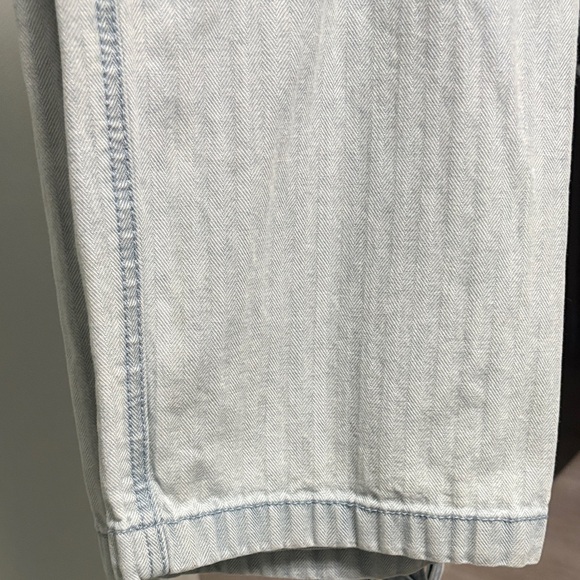 Universal Thread Women's Light Blue Jeans Overalls - Picture 4 of 5